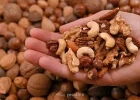 مصرف یک مشت آجیل در روز خطر فشارخون بالا را می کاهد